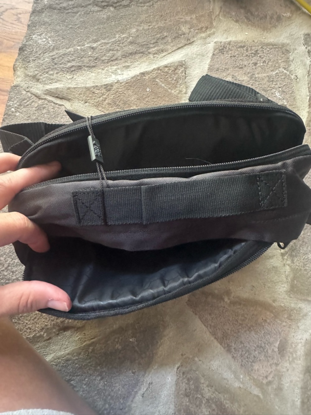 Raj Katie Black Crossbody Sling Bag - Picture 4 of 8